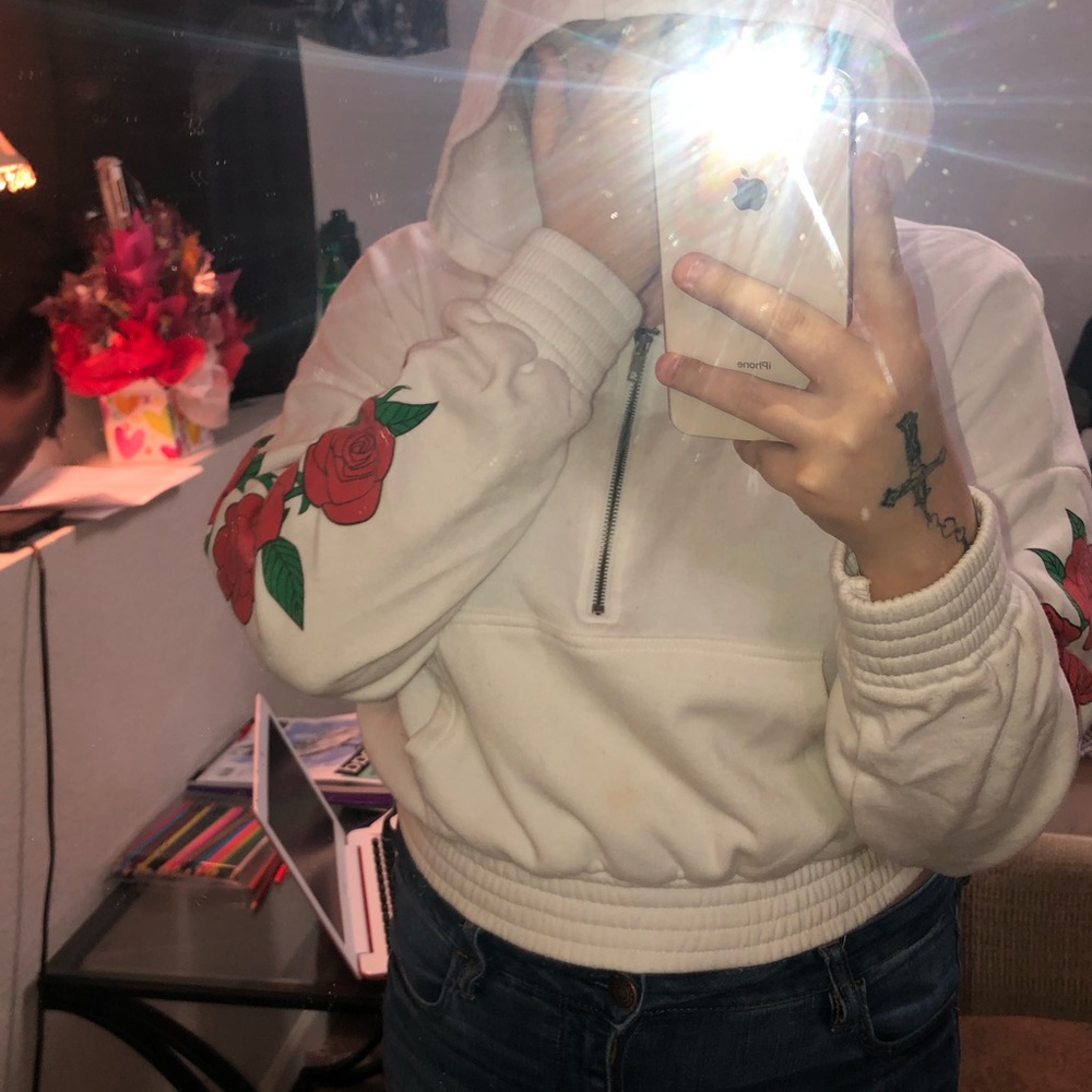 empyre cropped hoodie